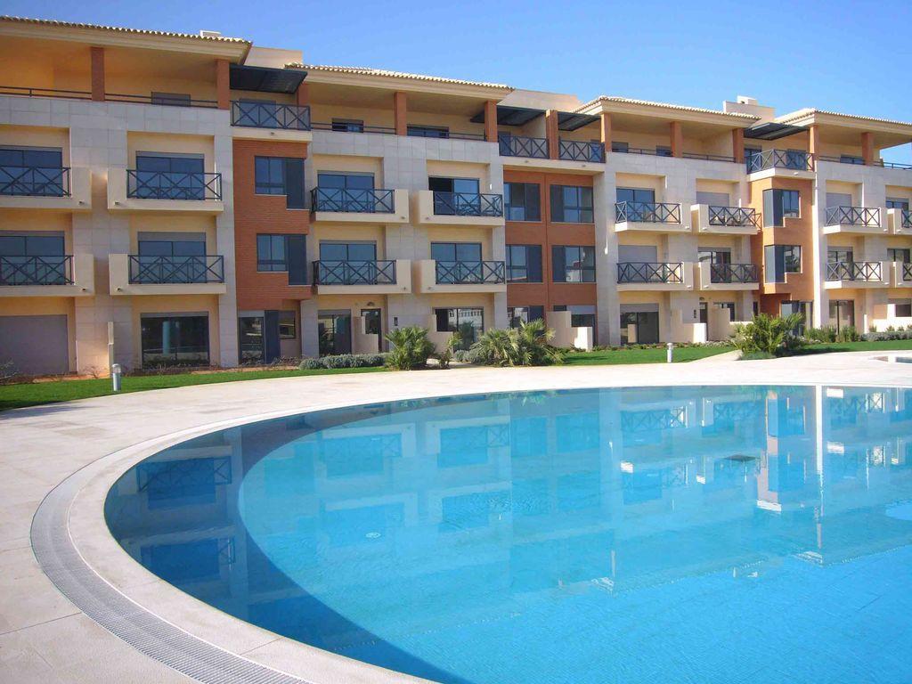 Apartamento Corcovada - By Bedzy Apartment Albufeira Luaran gambar